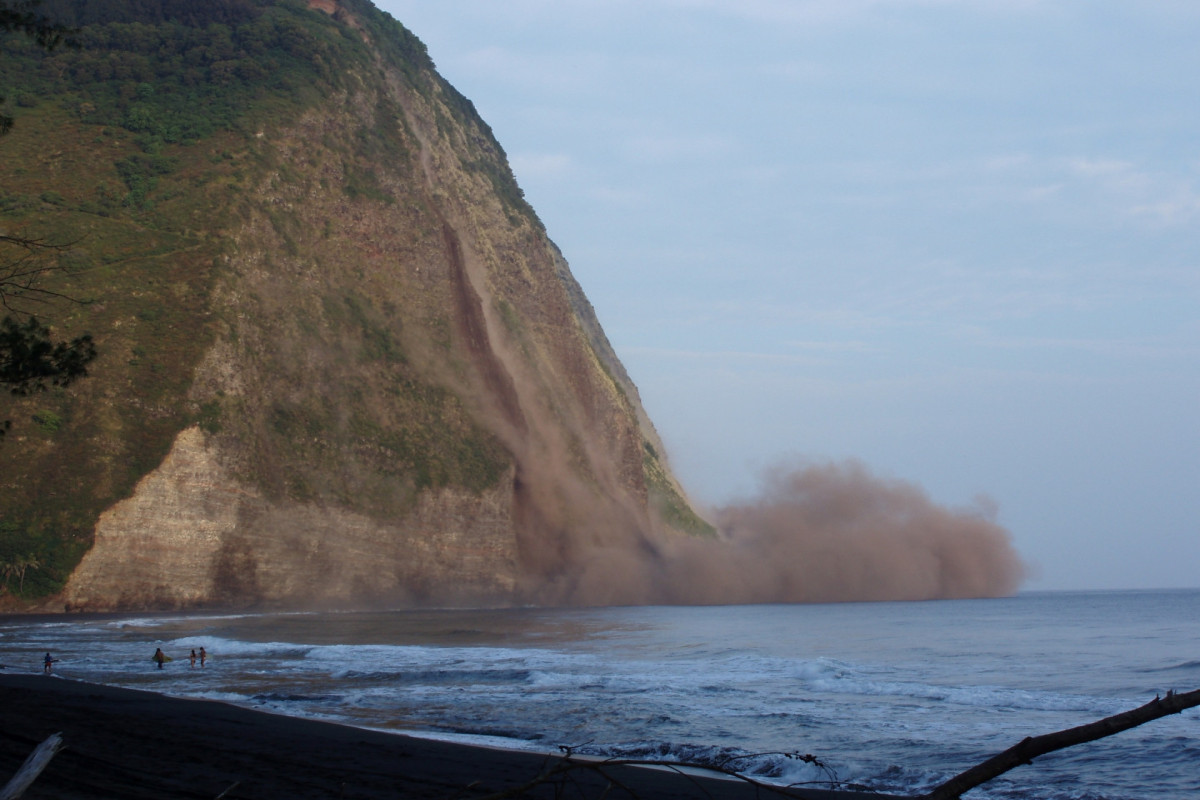 У южных берегов Фиджи произошла серия землетрясений - магнитудой от 6,9 до 5,1  