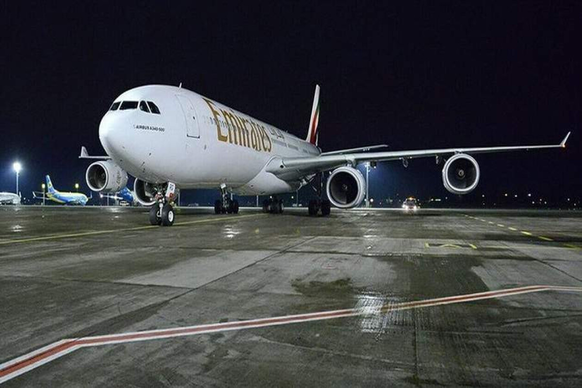 Самолет Emirates экстренно сел в Афинах из-за сигнала от ЦРУ