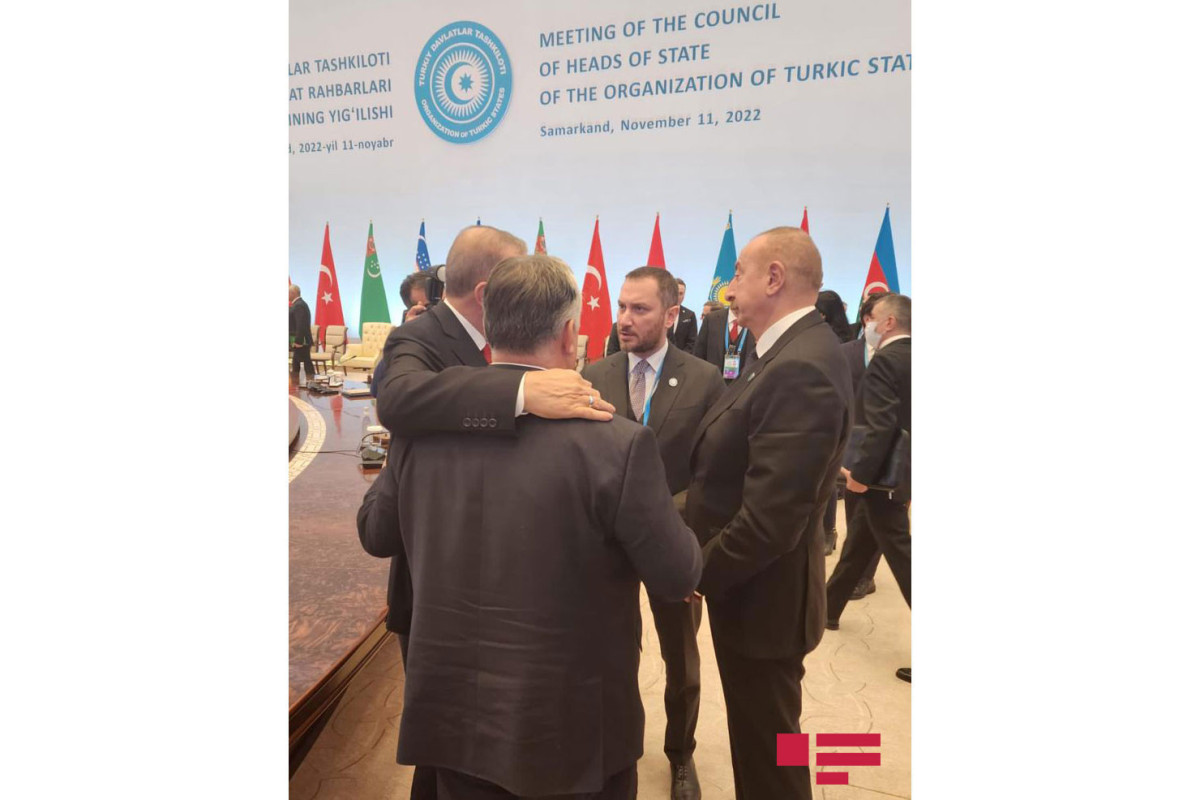 Моменты искренней беседы тюркских лидеров с Саммита ОТГ в Самарканде -ФОТО 