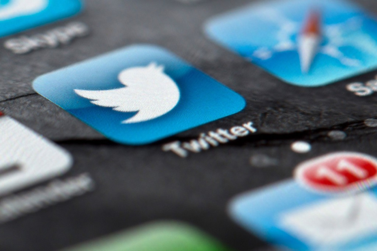 Американская Omnicom рекомендовала клиентам отказаться от рекламных услуг Twitter