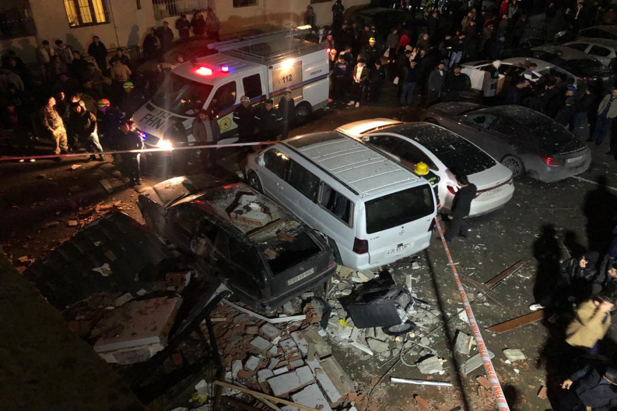 При взрыве в жилмассиве в Хырдалане пострадали 4 человека, включая 3 детей-ОБНОВЛЕНО -ВИДЕО -ФОТО 