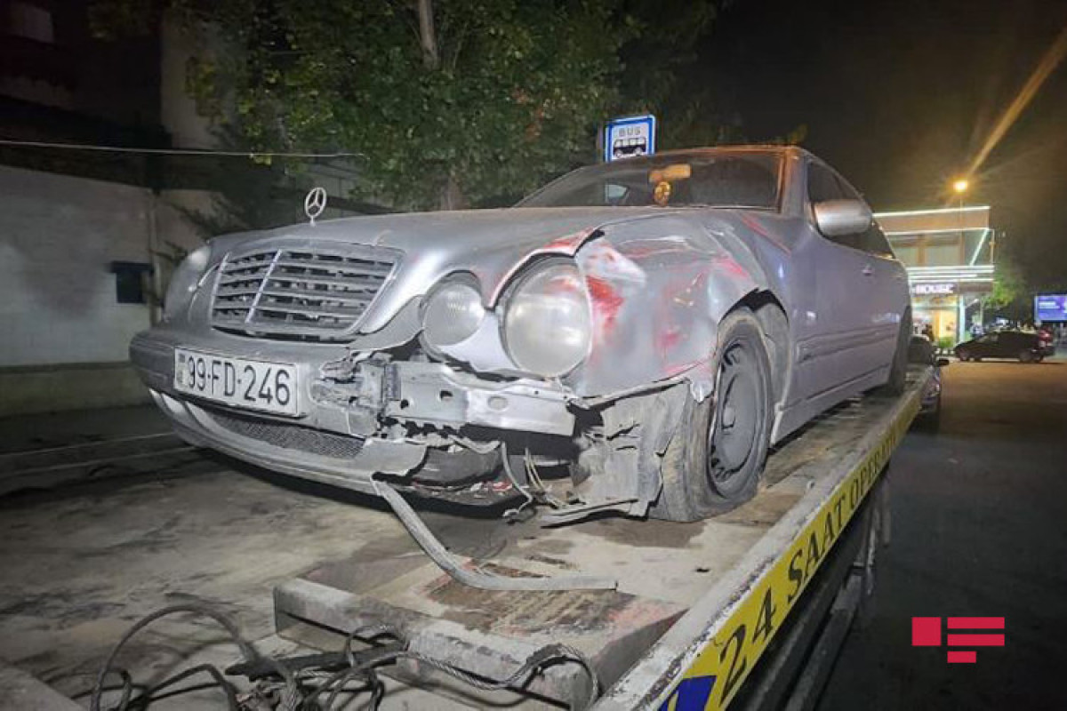 В Баку столкнулись 3 автомобиля, есть пострадавшие-ФОТО 