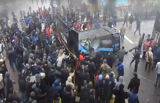 В Казахстане призывают к несанкционированным митингам в день президентских выборов