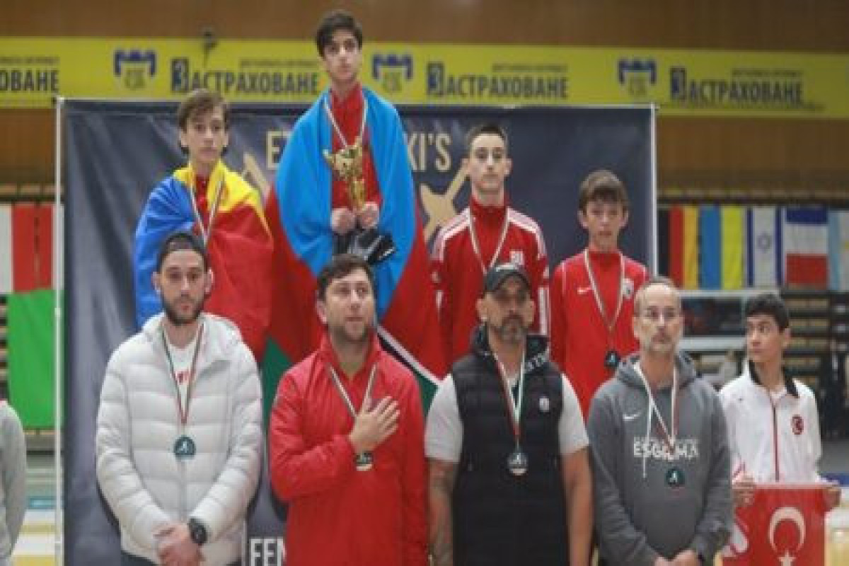 Азербайджанский фехтовальщик стал победителем международного турнира
