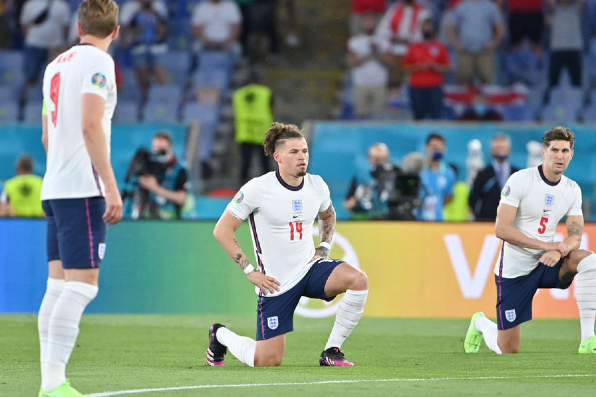 Игроки сборной Англии будут преклонять колено перед матчами ЧМ в Катаре