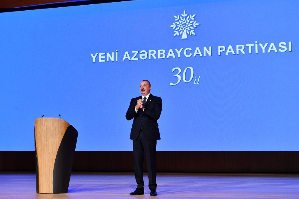 Президент Ильхам Алиев выступил на мероприятии по случаю 30-летия создания ПЕА-ФОТО -ОБНОВЛЕНО 