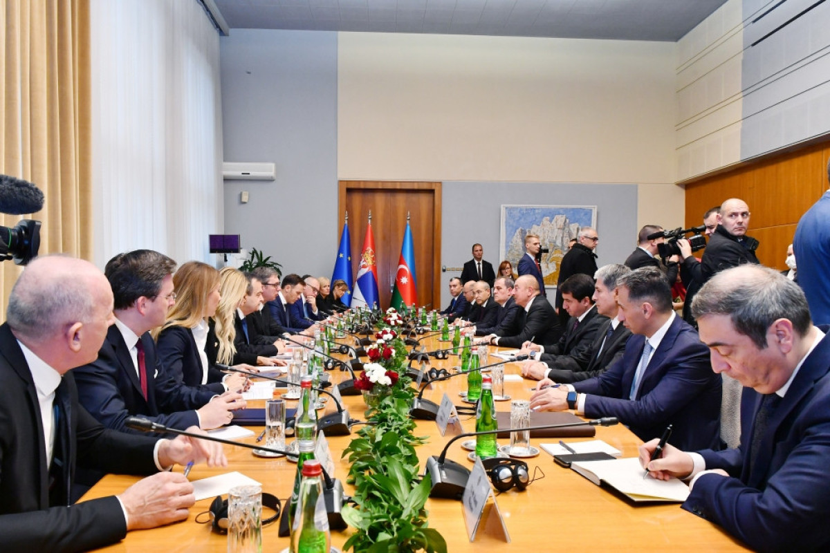 В Белграде состоялась встреча президентов Азербайджана и Сербии в расширенном составе-ФОТО 