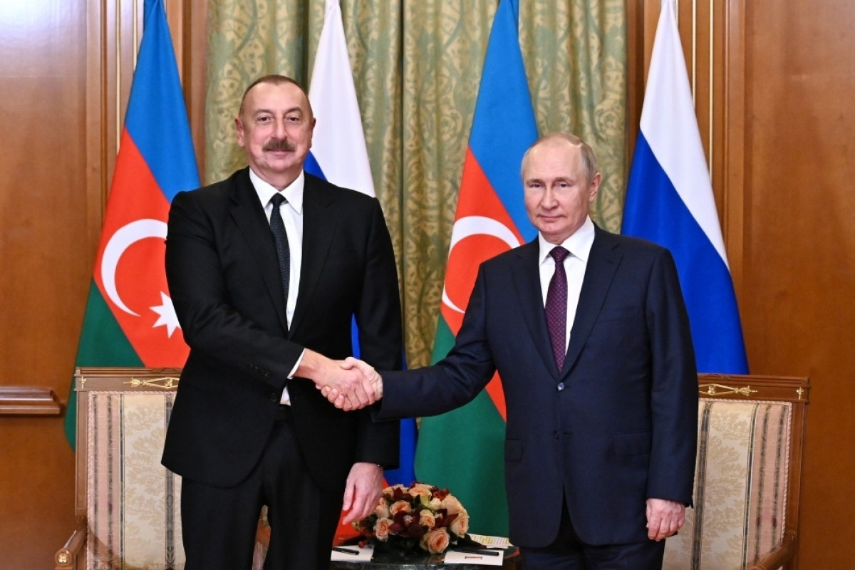 Президенты Азербайджана и России обсудили реализацию трехсторонних соглашений