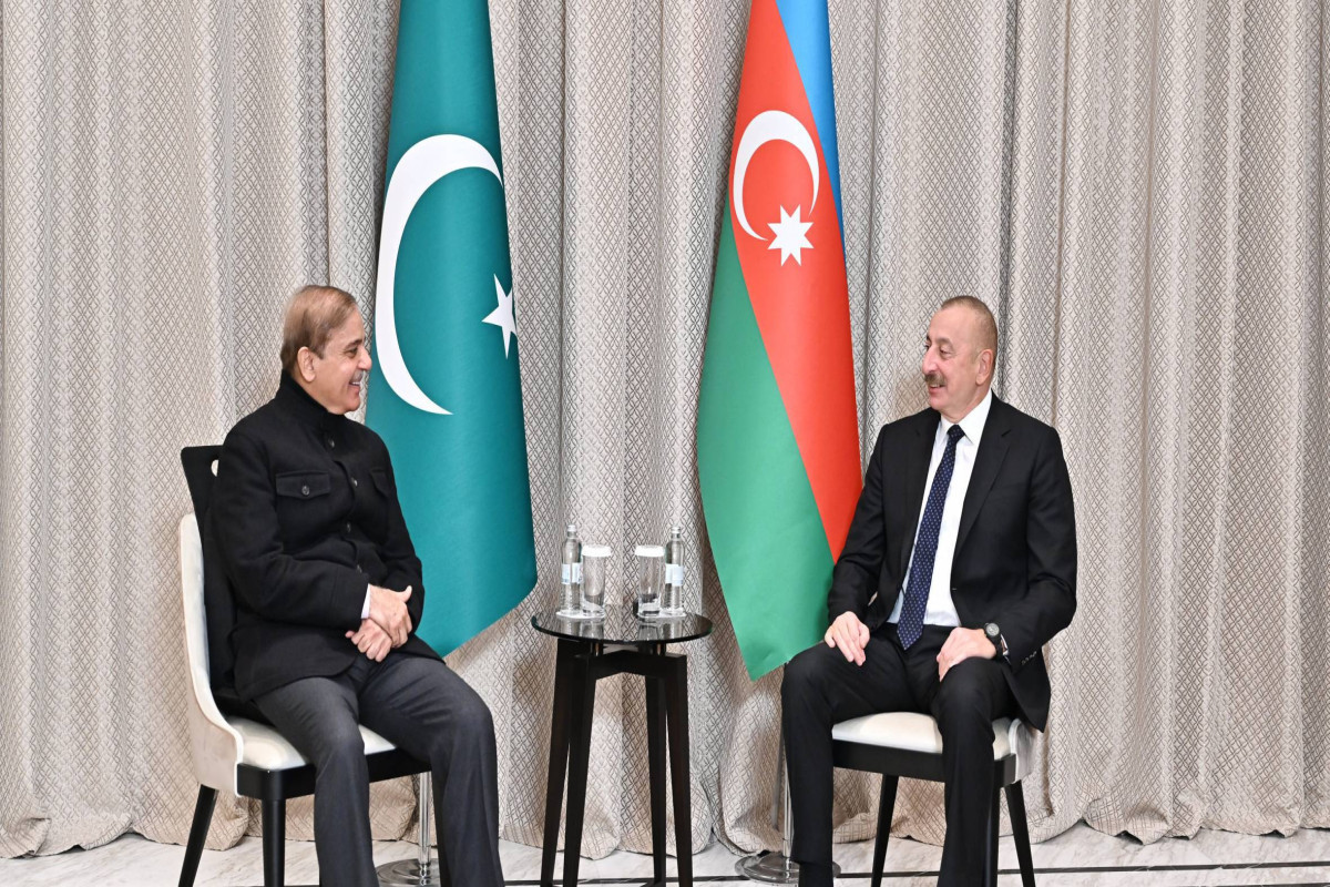 Премьер-министр Пакистана поблагодарил президента Азербайджана