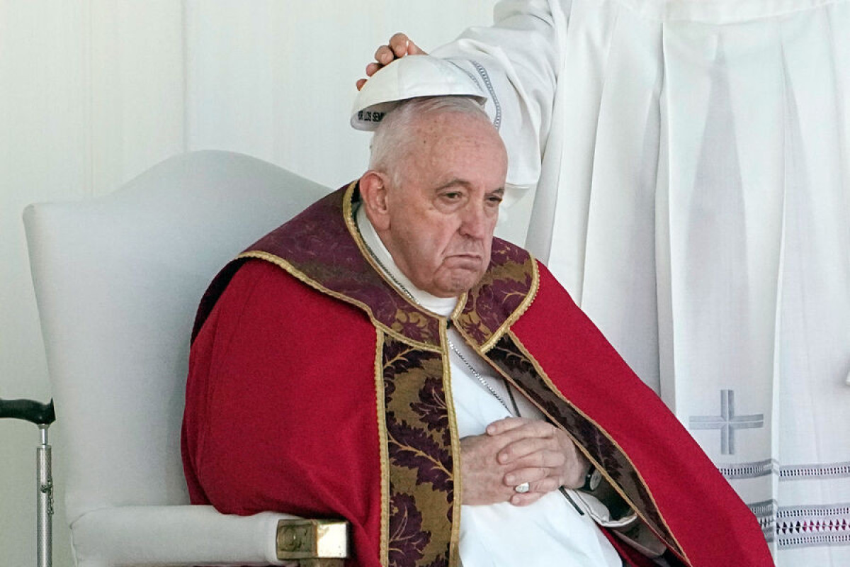 CNN: телефонный разговор папы римского Франциска был тайно записан