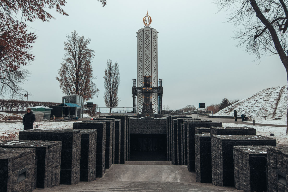 Директор музея голодомора в киеве фото и видео - photopendel.ru