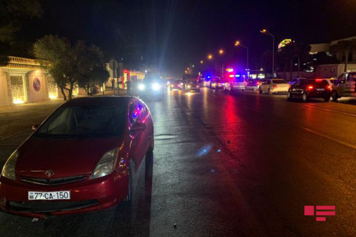 Страшное ДТП в Баку - Три авто сбили пешехода насмерть  -ФОТО 
