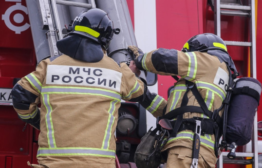 В Москве огонь охватил автомобили после взрыва-ВИДЕО 