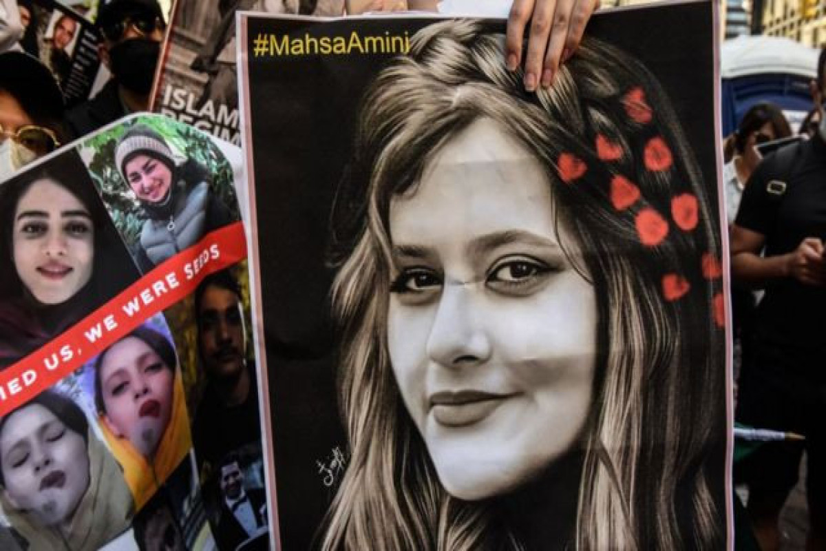Судебная медицина Ирана: смерть Махсы Амини не была вызвана физическим воздействием