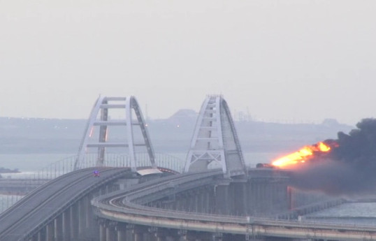 На Крымском мосту погибли видеоблогеры из Петербурга