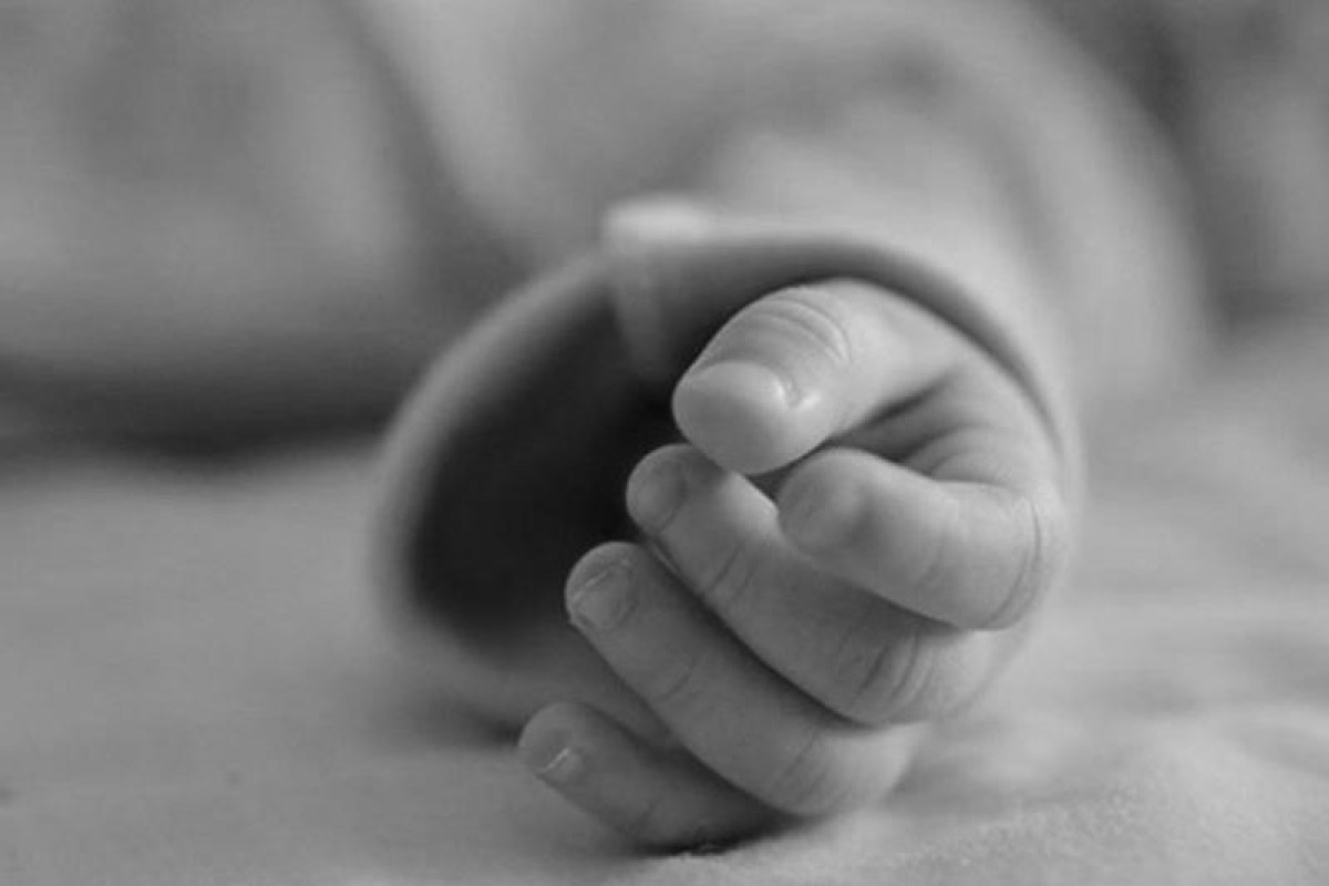В Азербайджане новорожденный скончался в результате халатности акушера