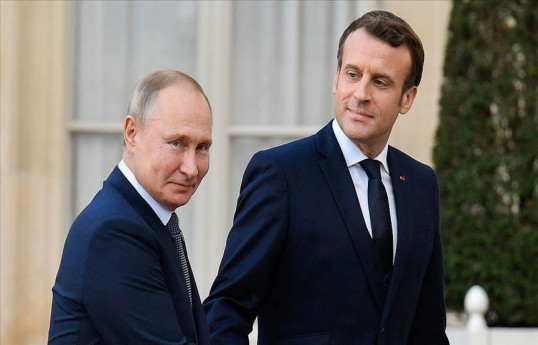 Путин обвинил Макрона в непонимании хода конфликта в Карабахе 