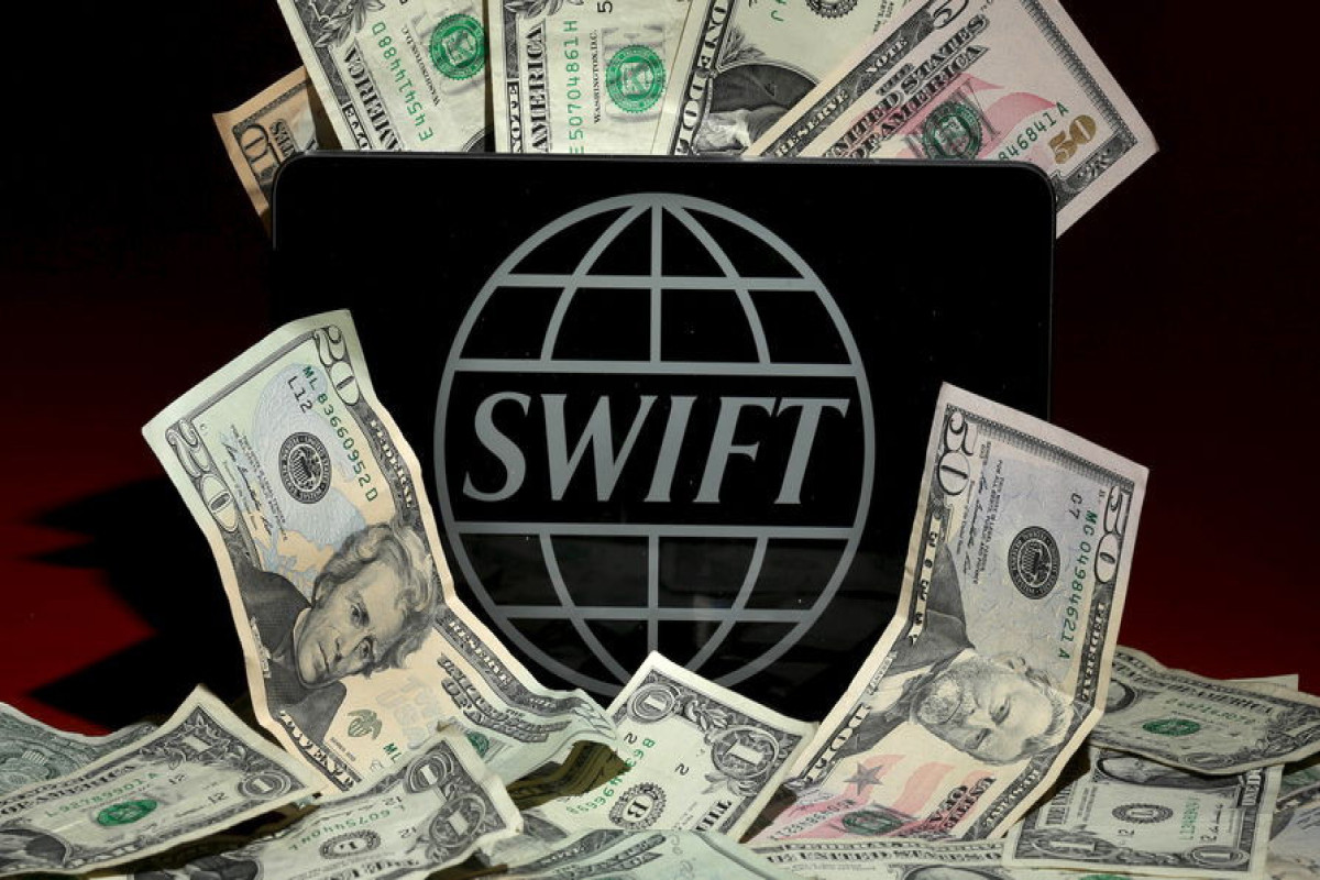 Европейские банки массово прекратили прием SWIFT-платежей из РФ