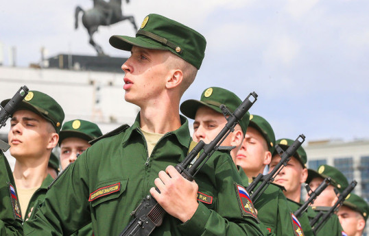 В России предложили снова увеличить срок срочной службы в армии до двух лет
