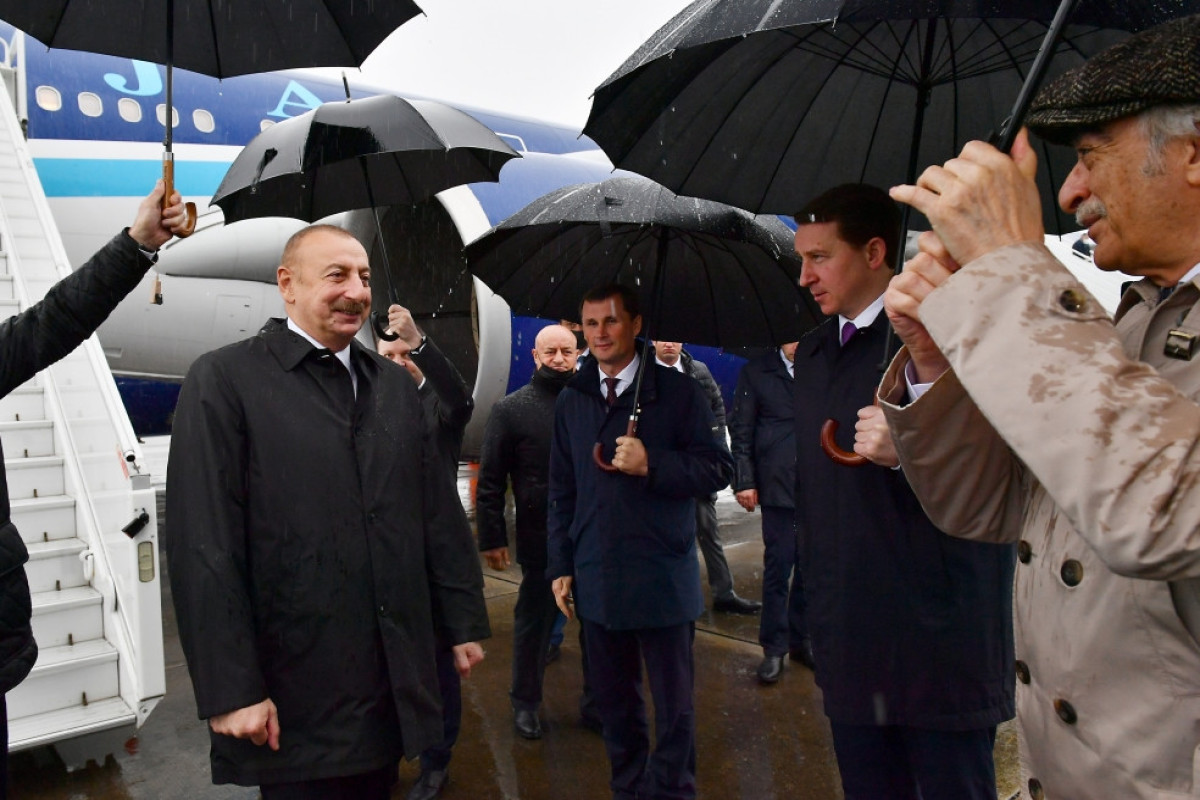 Ильхам Алиев прибыл с рабочим визитом в Сочи