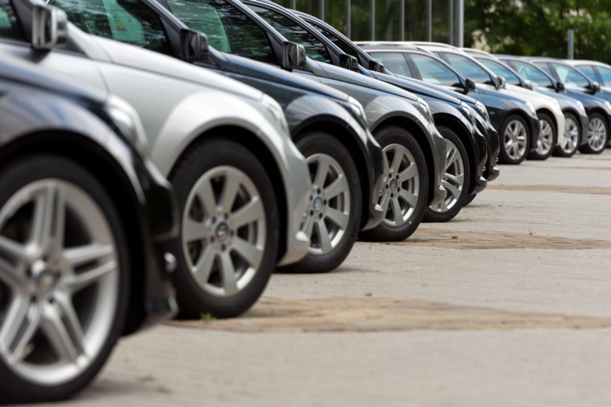 Эксперт спрогнозировал рост цен на автомобили в Азербайджане осенью