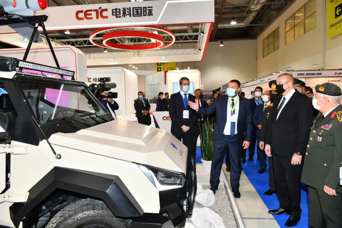 Президент посетил Международную оборонную выставку ADEX в Баку-ФОТО -ОБНОВЛЕНО 1 