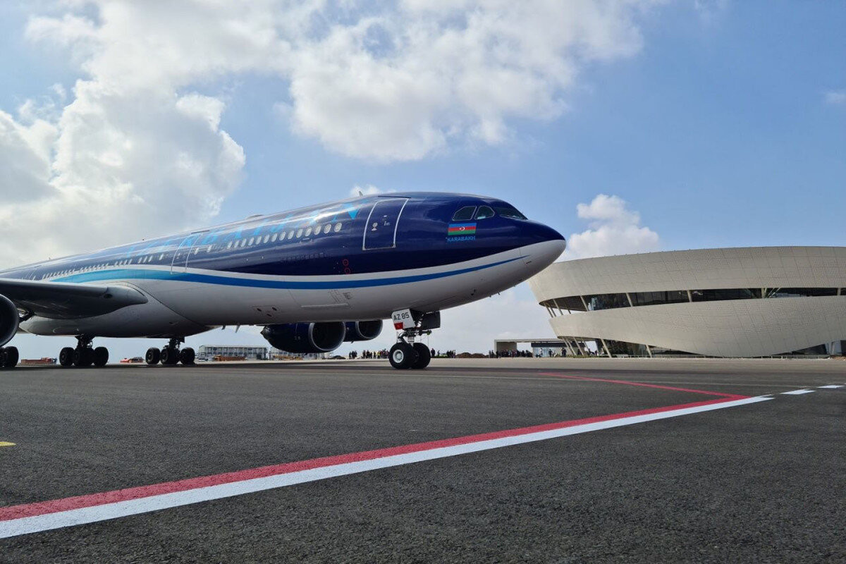 Самолет AZAL выполнил первый технический рейс в Зангиланский международный аэропорт