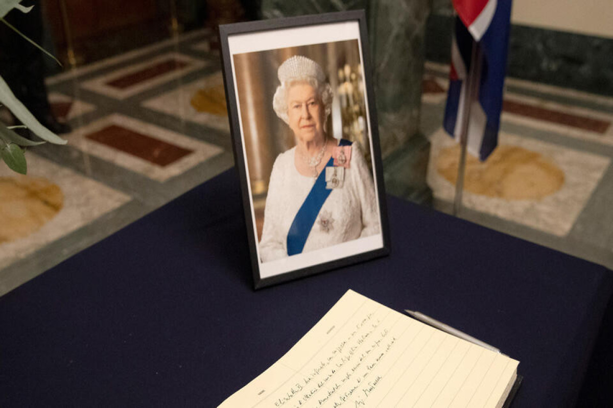 Букингемский дворец обнародовал дату похорон королевы Елизаветы II