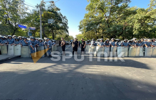 В Ереване родственники погибших солдат требуют импичмента Пашиняна -ВИДЕО 