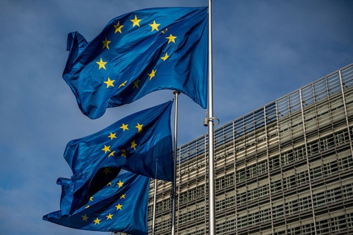 ЕС решил продлить антироссийские санкции против 1,2 тысяч человек и 108 компаний
