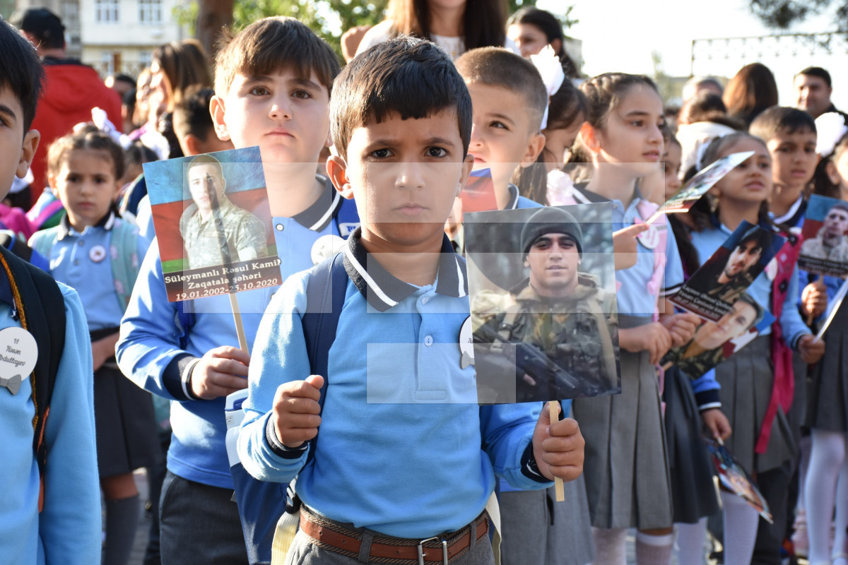 В Азербайджане отмечается День Знаний -ФОТО 