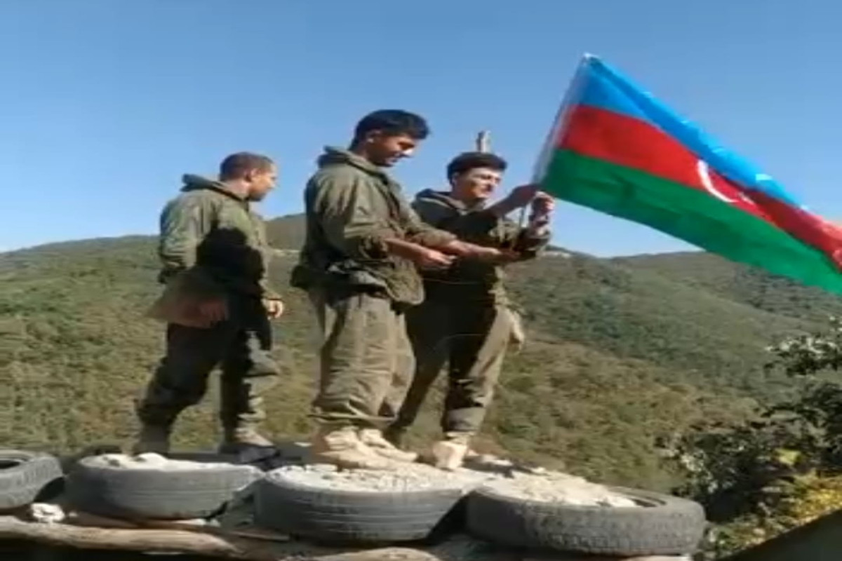 Флаг Азербайджана развевается на еще одной стратегической высоте -ВИДЕО 