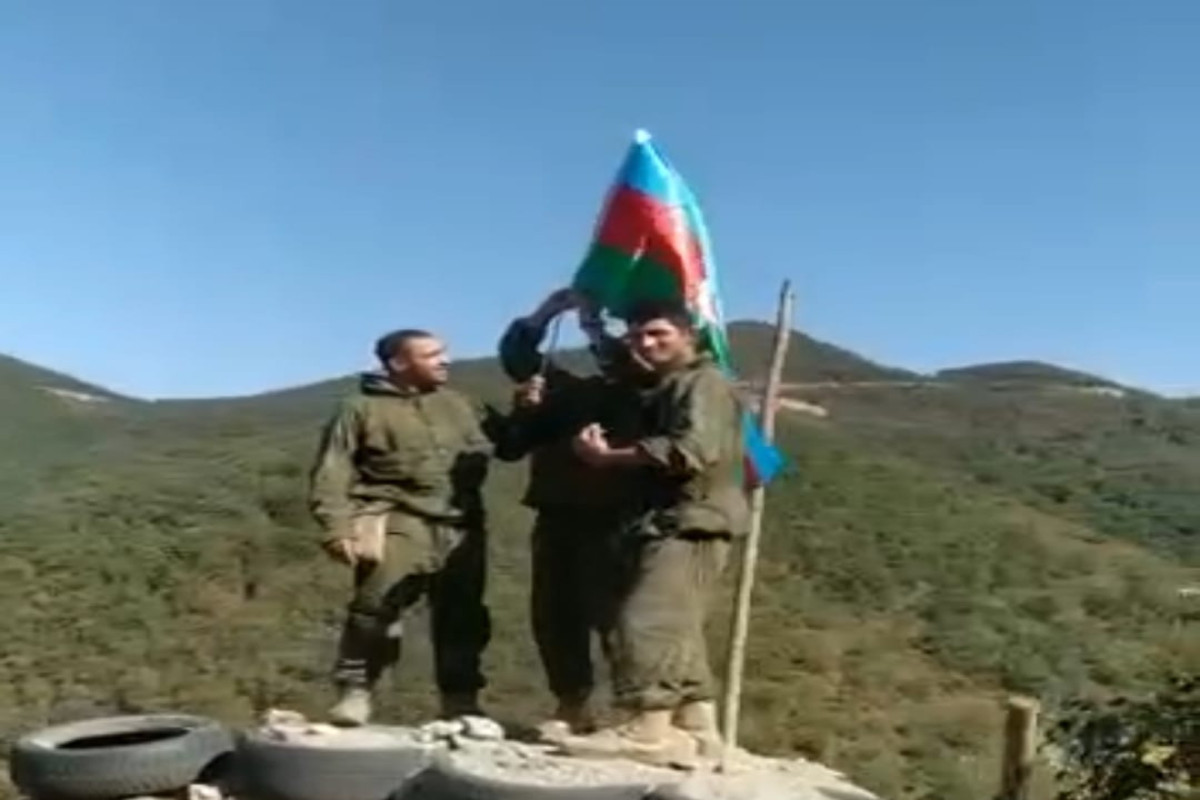 Флаг Азербайджана развевается на еще одной стратегической высоте -ВИДЕО 