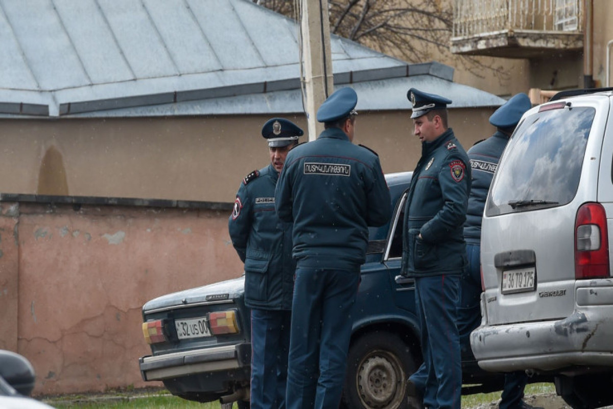 В Армении зарезали полицейского