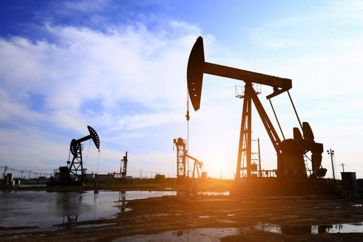 Цена на азербайджанскую нефть резко снизилась