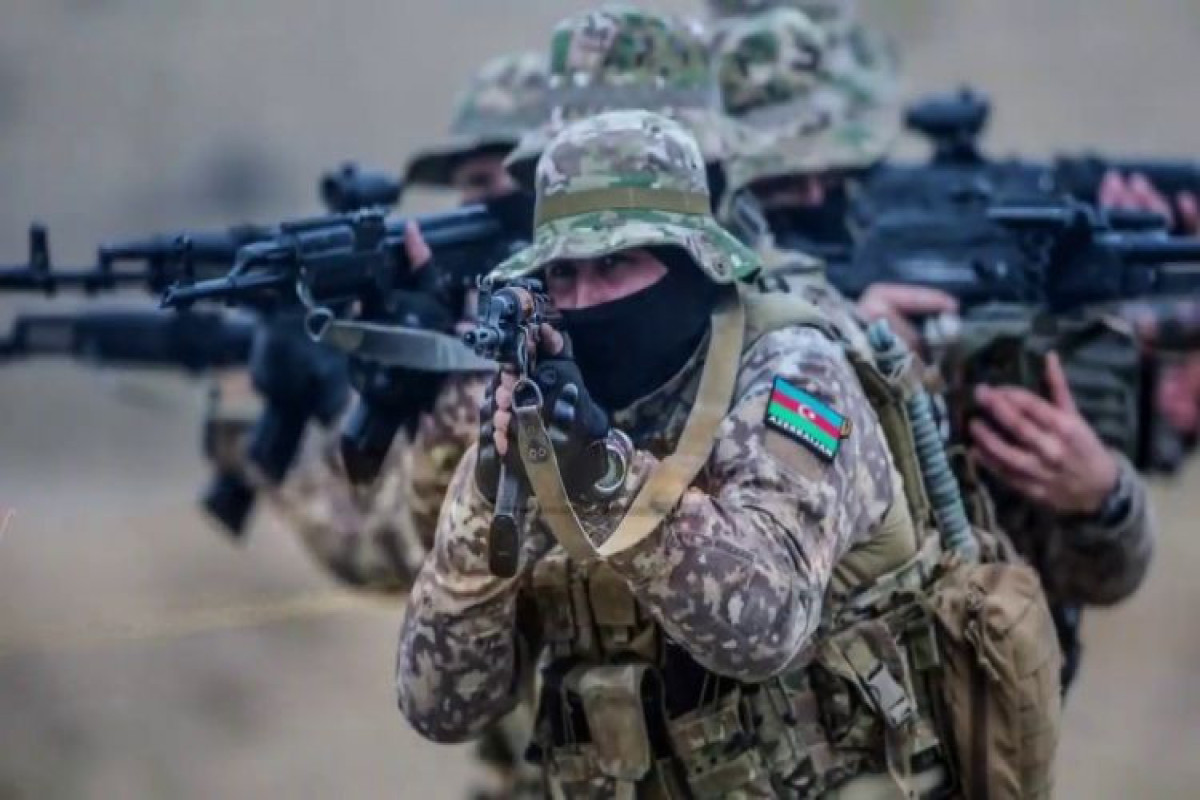 Азербайджанская армия полностью перешла на турецкий формат
