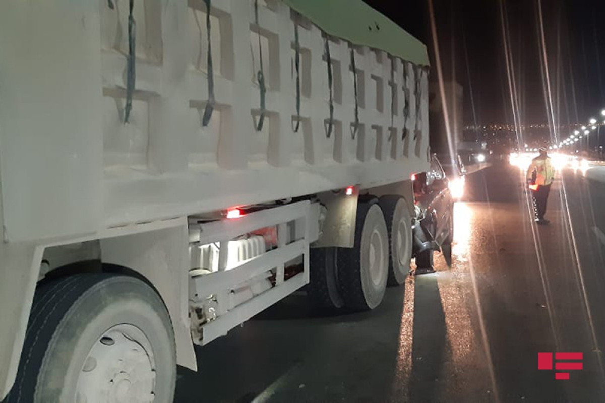 В Газахе грузовик сбил насмерть пешехода