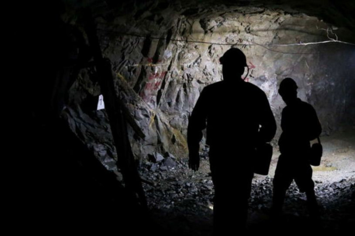 В России произошло задымление на шахте, начата эвакуация 229 человек