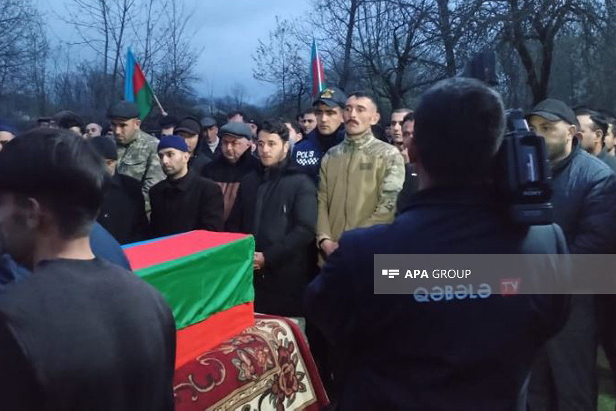 Военнослужащий азербайджанской армии похоронен в родном селе-ФОТО 