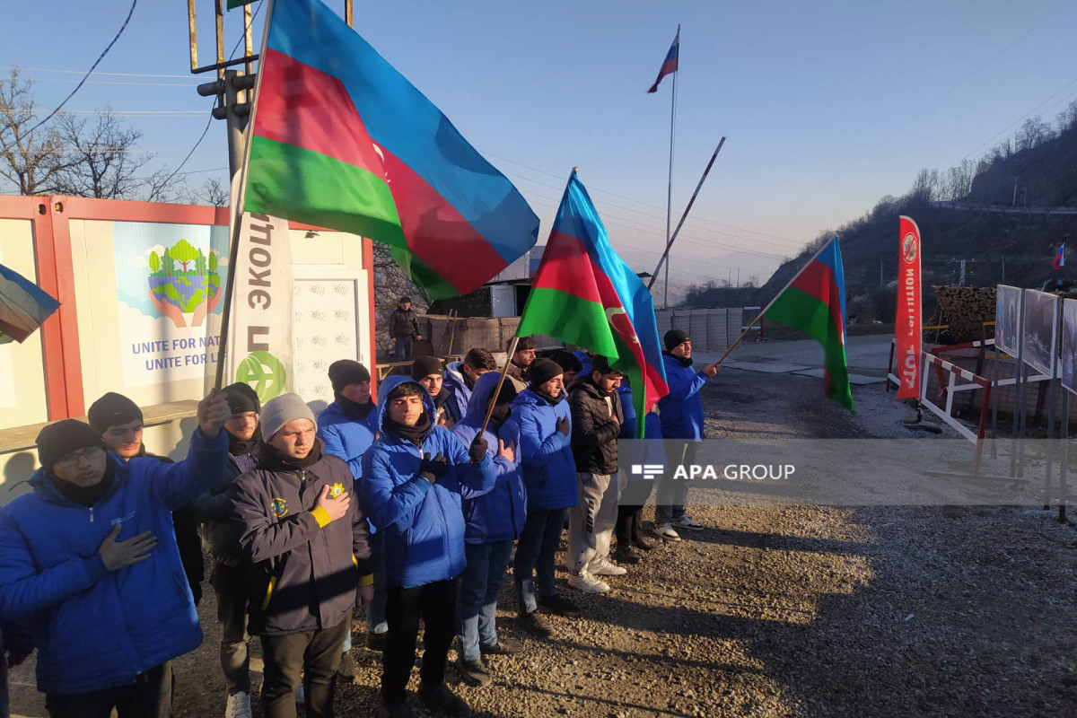 Экоактивисты продолжают протестовать на дороге Лачин-Ханкенди -ФОТО 