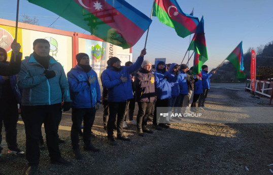 Экоактивисты продолжают протестовать на дороге Лачин-Ханкенди -ФОТО 