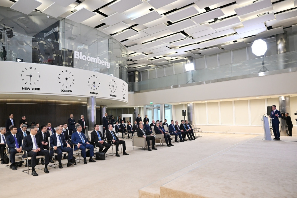 Президенты Азербайджана и Казахстана посетили Международный финансовый центр в Астане-ФОТО -ОБНОВЛЕНО 