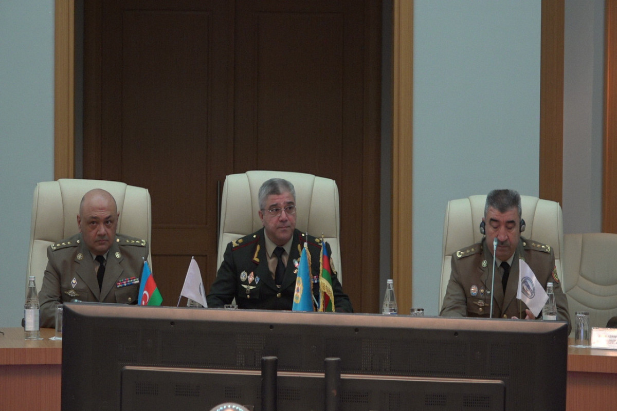 Военные атташе 14 стран посетили Академию МЧС Азербайджана-ФОТО 