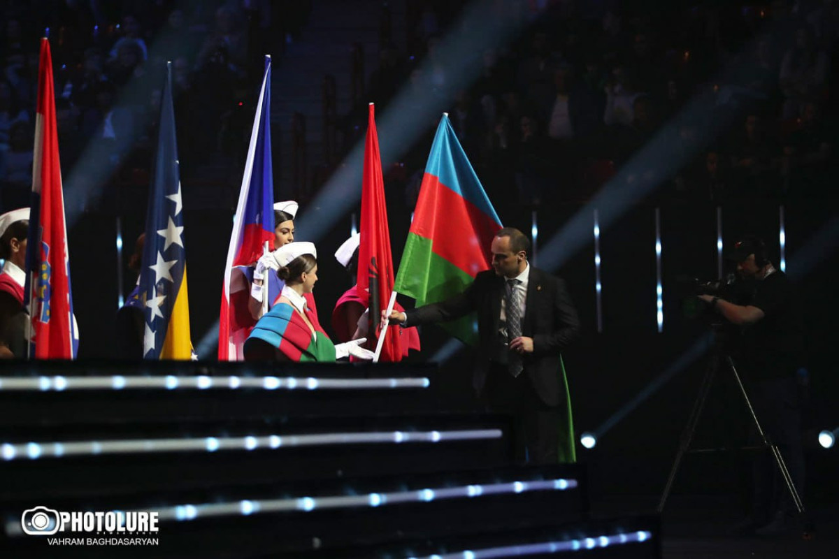 На открытии чемпионата Европы в Армении сожжен флаг Азербайджана-ФОТО -ВИДЕО -ОБНОВЛЕНО 1 