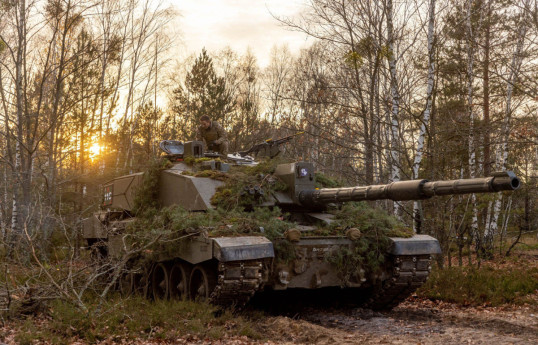 Великобритания отправила в Украину 14 танков Challenger 2-ФОТО 
