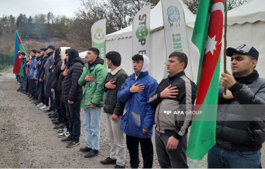 На Лачинской дороге продолжаются протесты экоактивистов