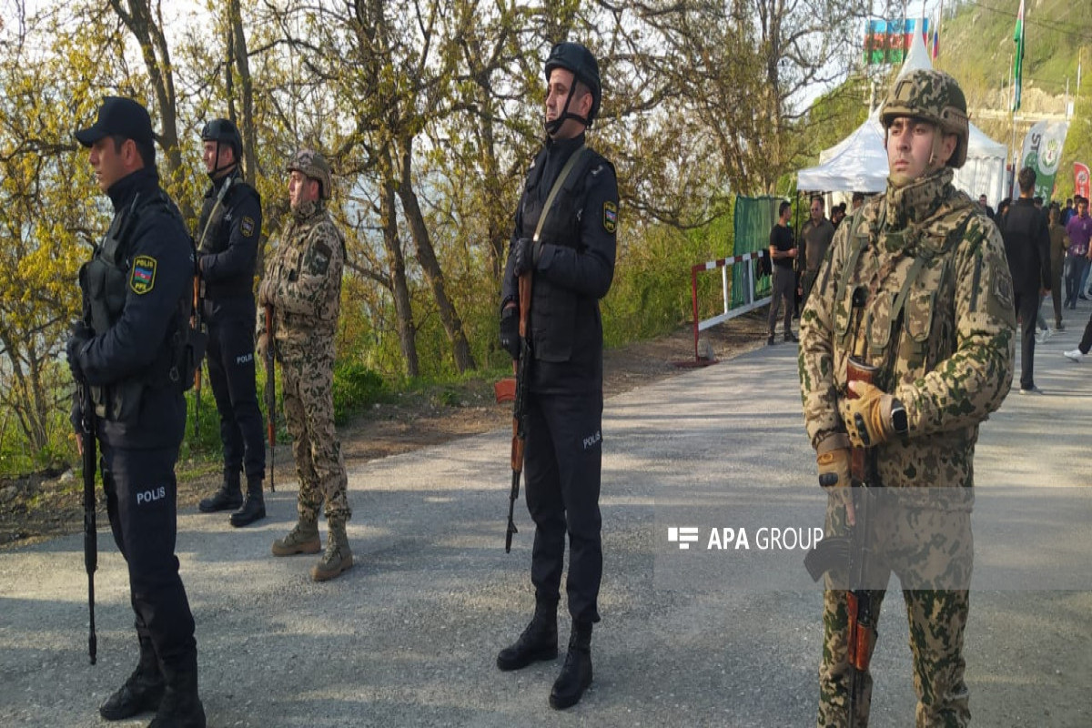 Азербайджанские экоактивисты временно приостановили акцию протеста на Лачинской дороге -ФОТО -ОБНОВЛЕНО 
