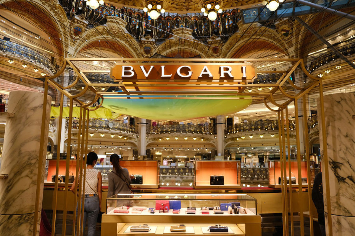 В центре Парижа ограбили ювелирный бутик знаменитого бренда
