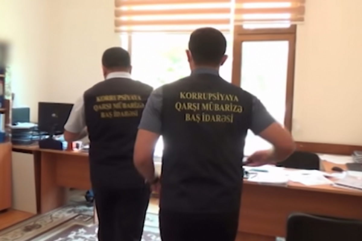 Борьба с коррпупцией продолжается: при получении взятки задержан главный архитектор Тертерского района