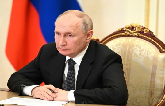 Путин потребовал от чиновников ездить на российских автомобилях